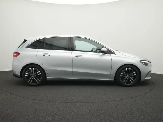 Mercedes-Benz B-Class view 5