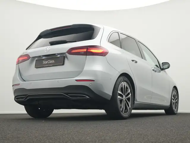 Mercedes-Benz B-Class view 11