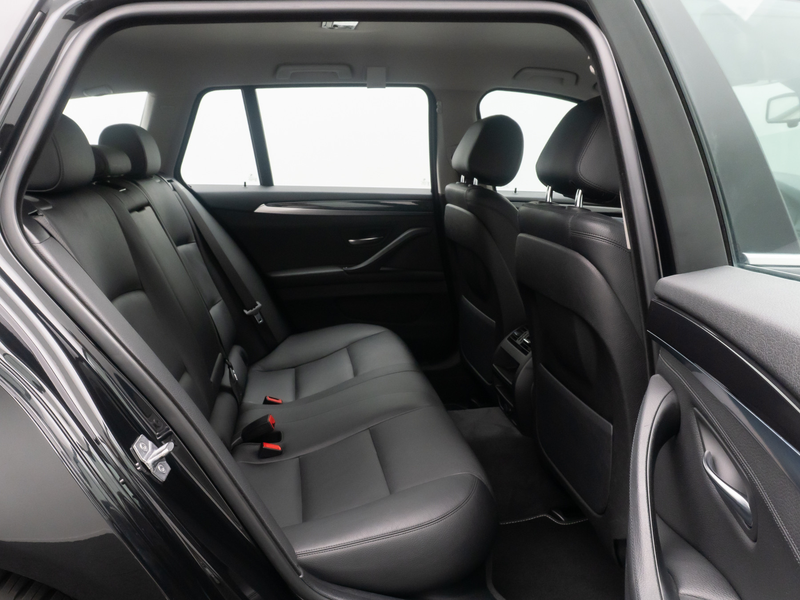 BMW 530 NaviProf GeschwindigReg PDC Bi-Xenon Leder — photo 27