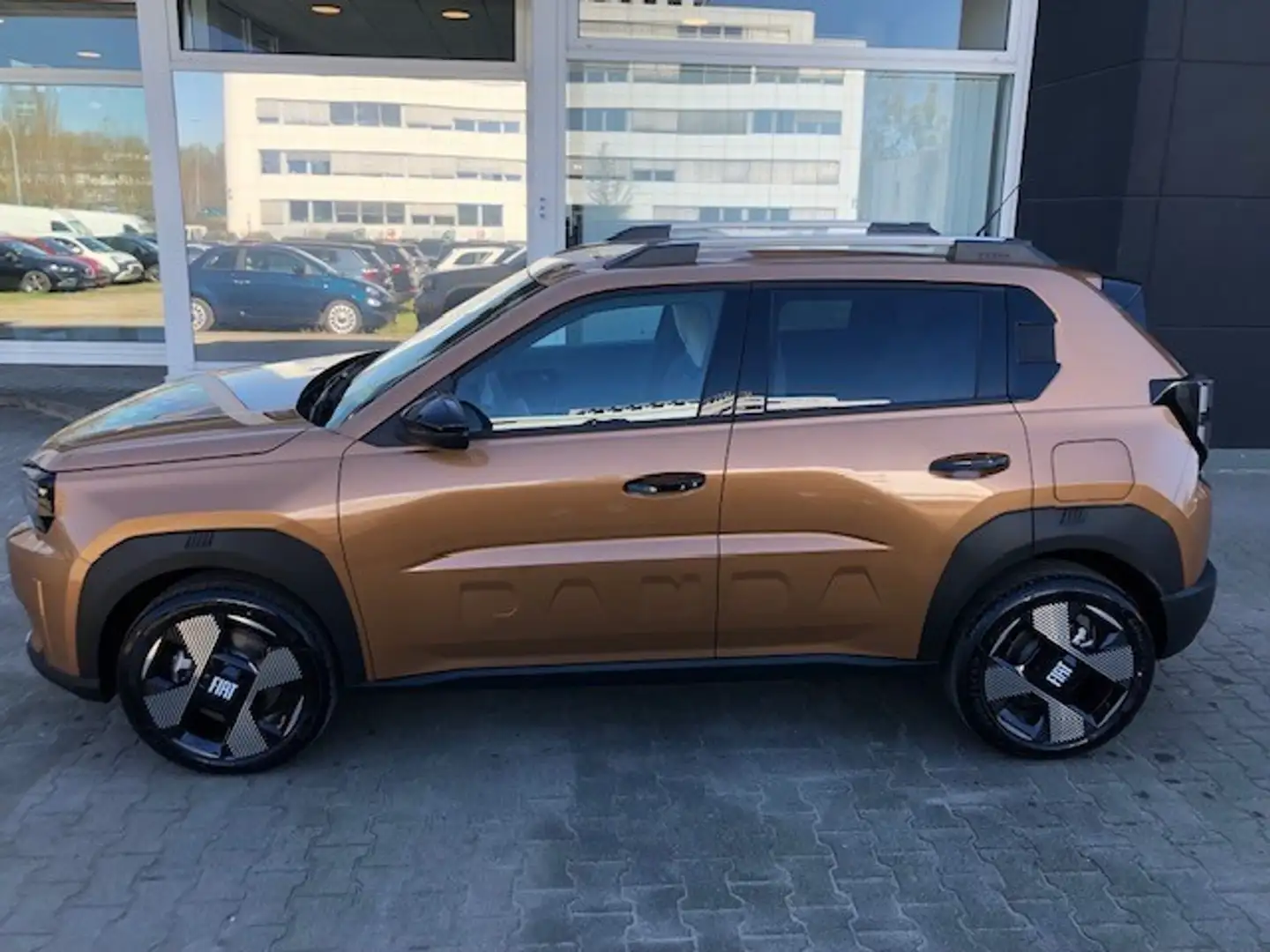 Fiat Grande Panda Elektro La Prima 113 PS Bronze - 2