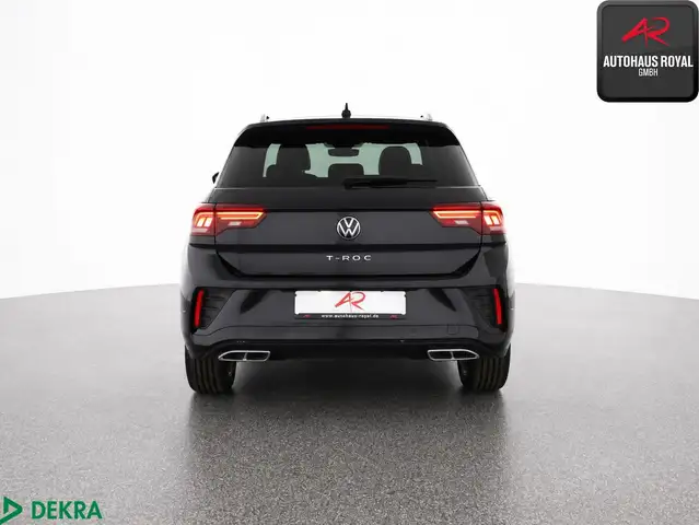 Volkswagen T-Roc view 4