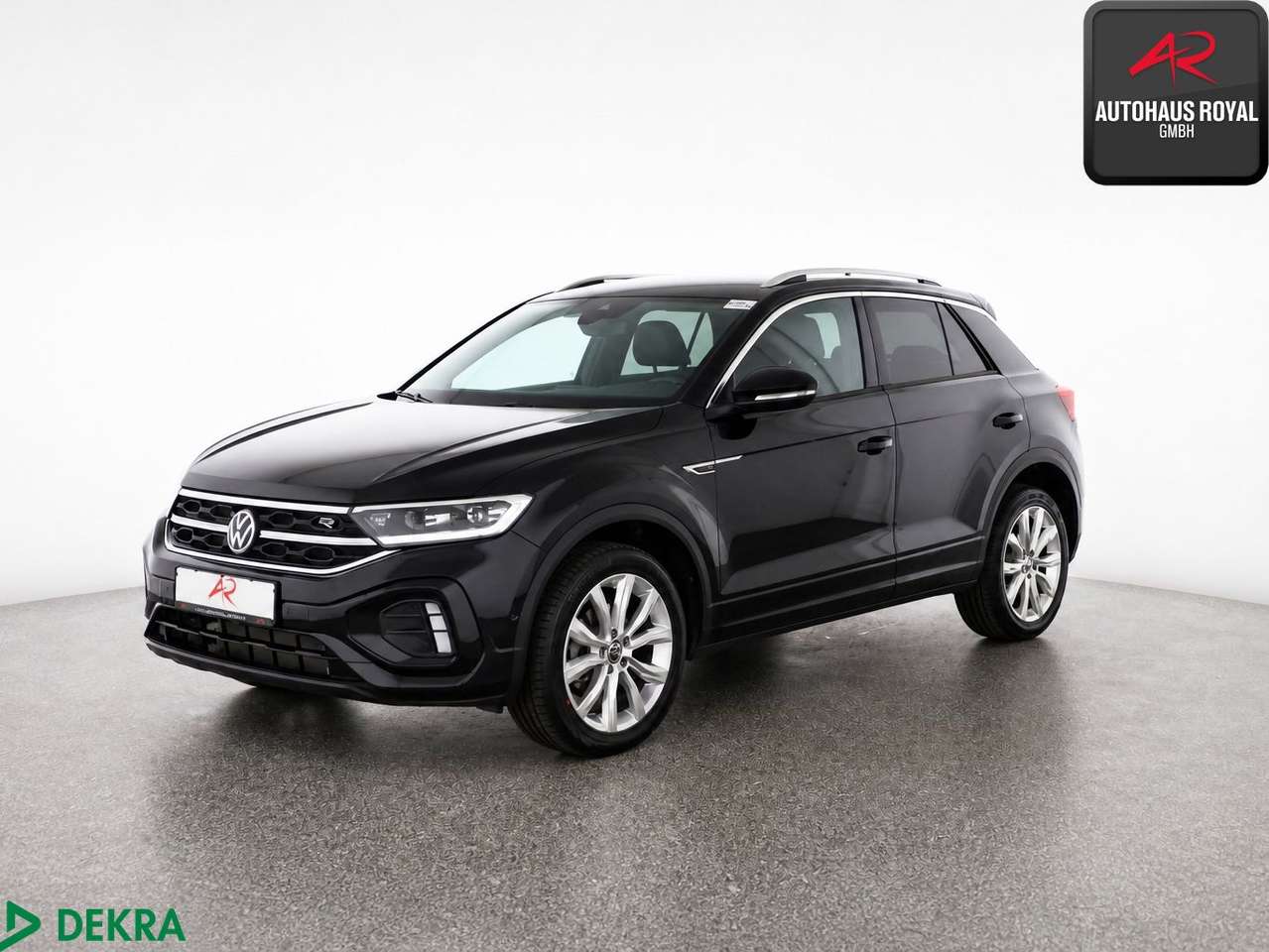 Volkswagen T-Roc 2025 — 1.5 TSI R LINE KEYLESS,ACC,KAMERA,IQ-DRIVE