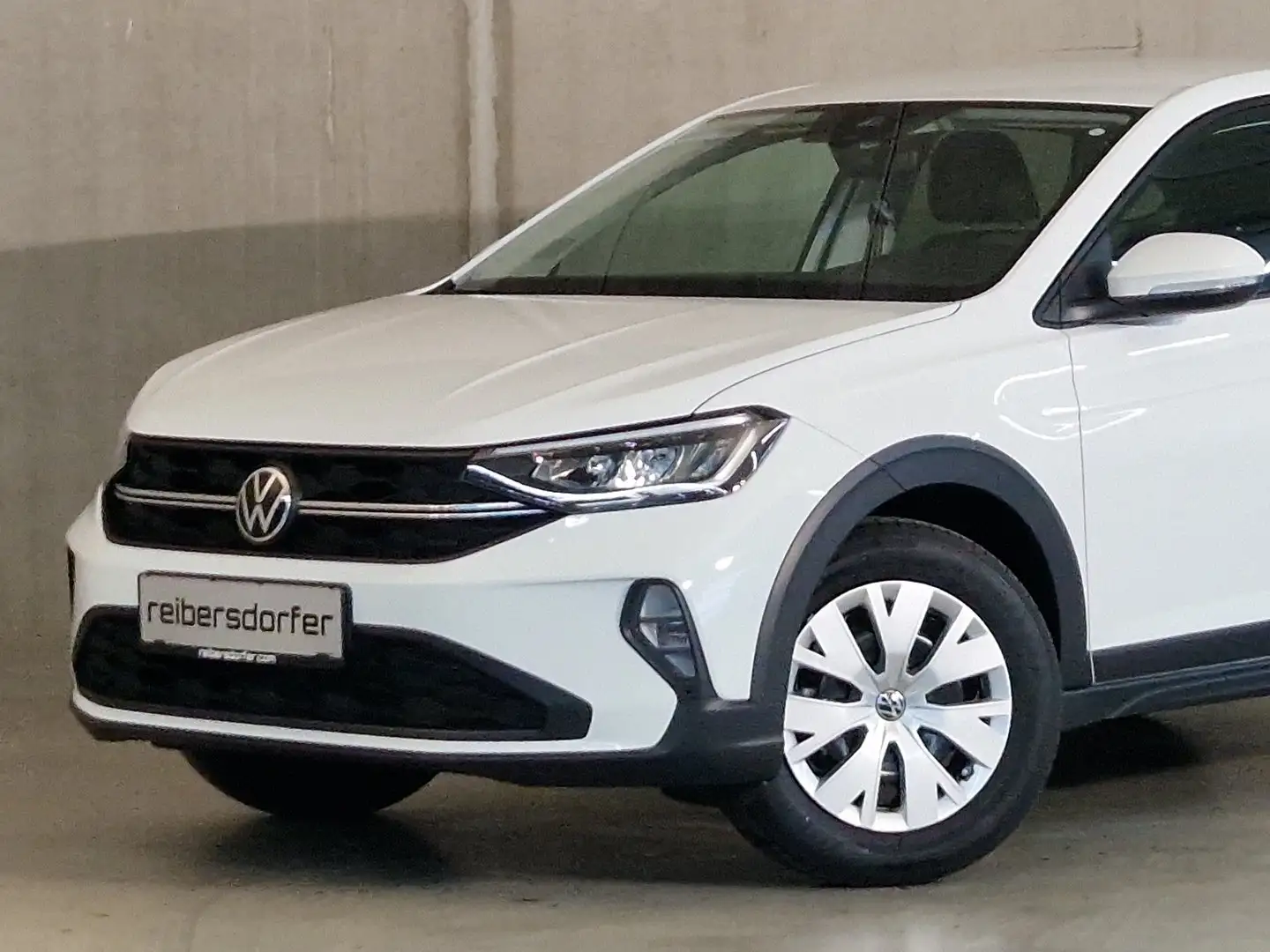 Volkswagen Taigo 4Me TSI Weiß - 2