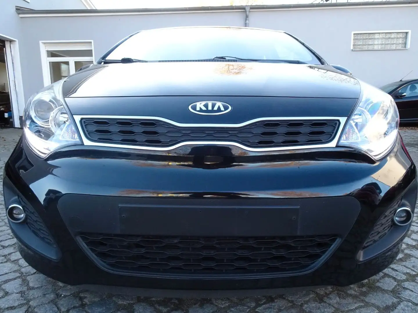 Kia Rio Platinum Edition 1.4 80kW AUTOM.-LEDER-PDC Noir - 2