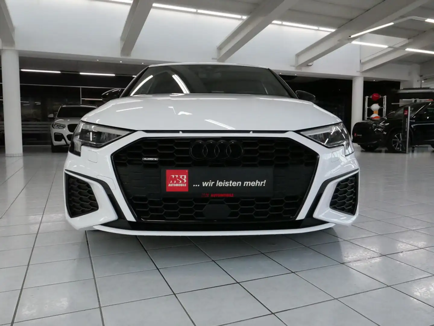 Audi A3 40 TDI quattro S line *LED*NAVI*RFK*SITZHEIZUNG Weiß - 2