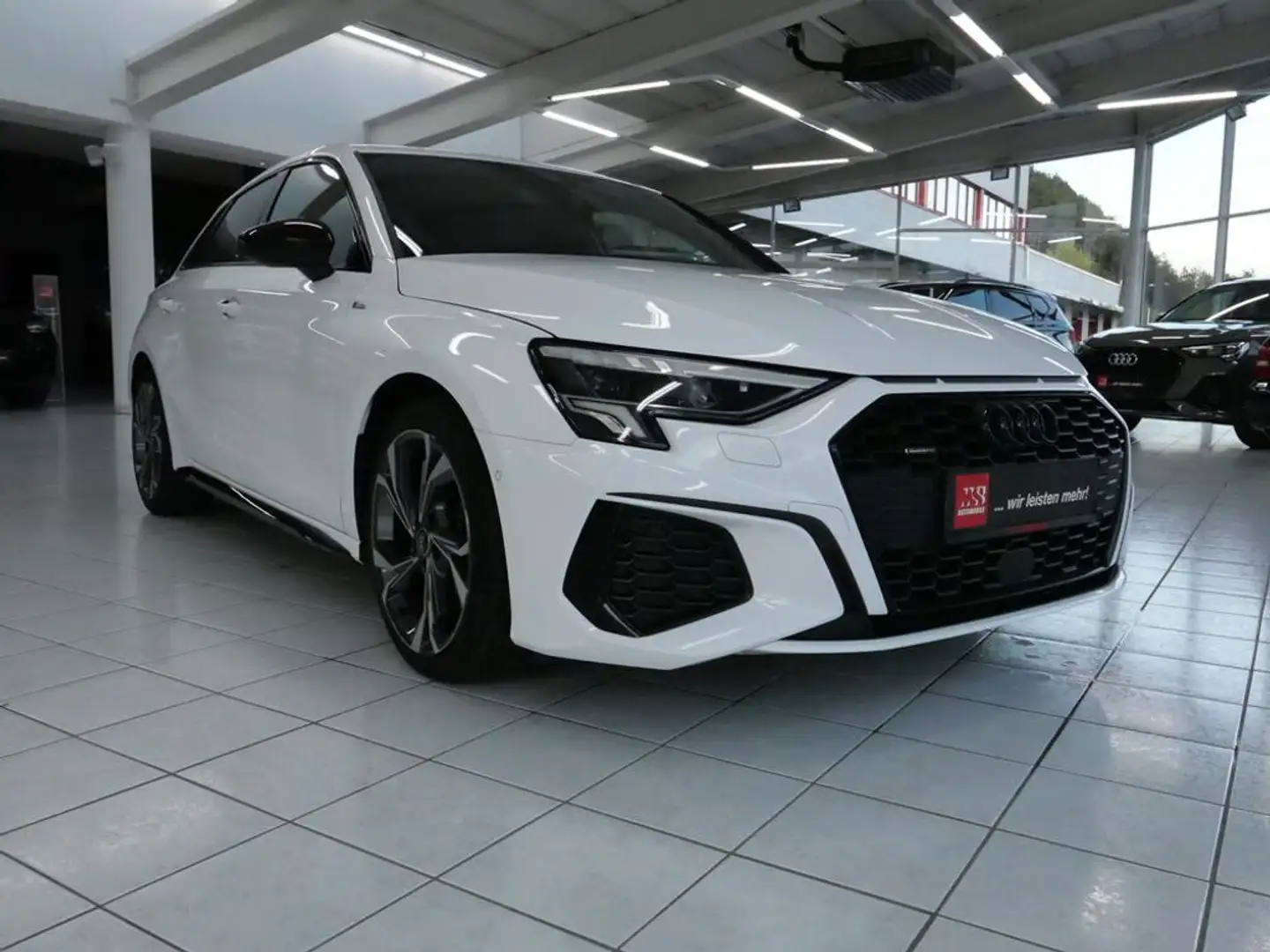 Audi A3 40 TDI quattro S line *LED*NAVI*RFK*SITZHEIZUNG Weiß - 1