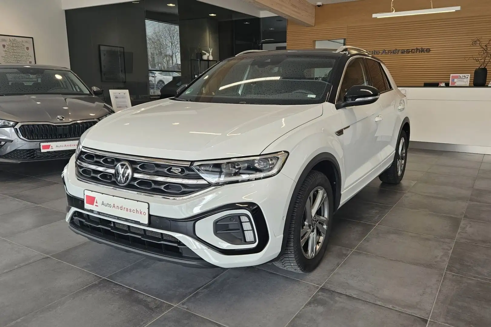 Volkswagen T-Roc 1.0 TSI R-Line Navi LED Kamera Garantie Blanco - 1
