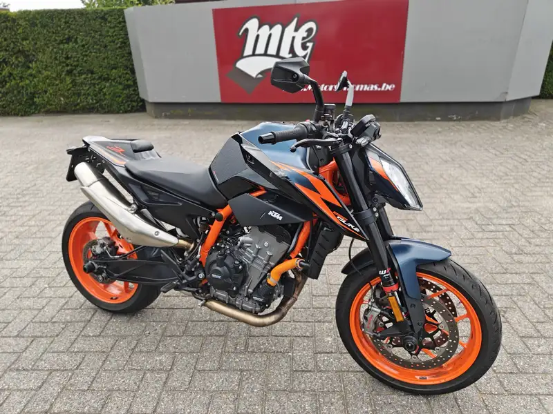 KTM 890 DUKE R
