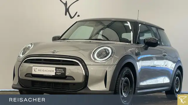 MINI Cooper Essential-Trim PDC Navi SHZ DAB LED 15"