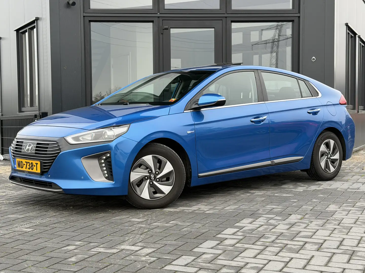 Hyundai IONIQ 1.6 GDi Premium Leer | SK dak | Verw. stoelen & st Blauw - 1