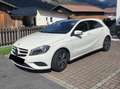 Mercedes-Benz A 180 A 180 BlueEfficiency Weiß - thumbnail 1