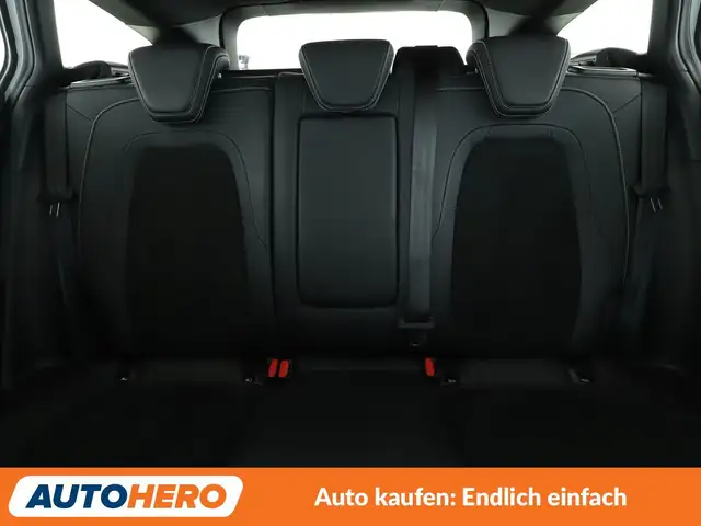 Ford Focus view 15