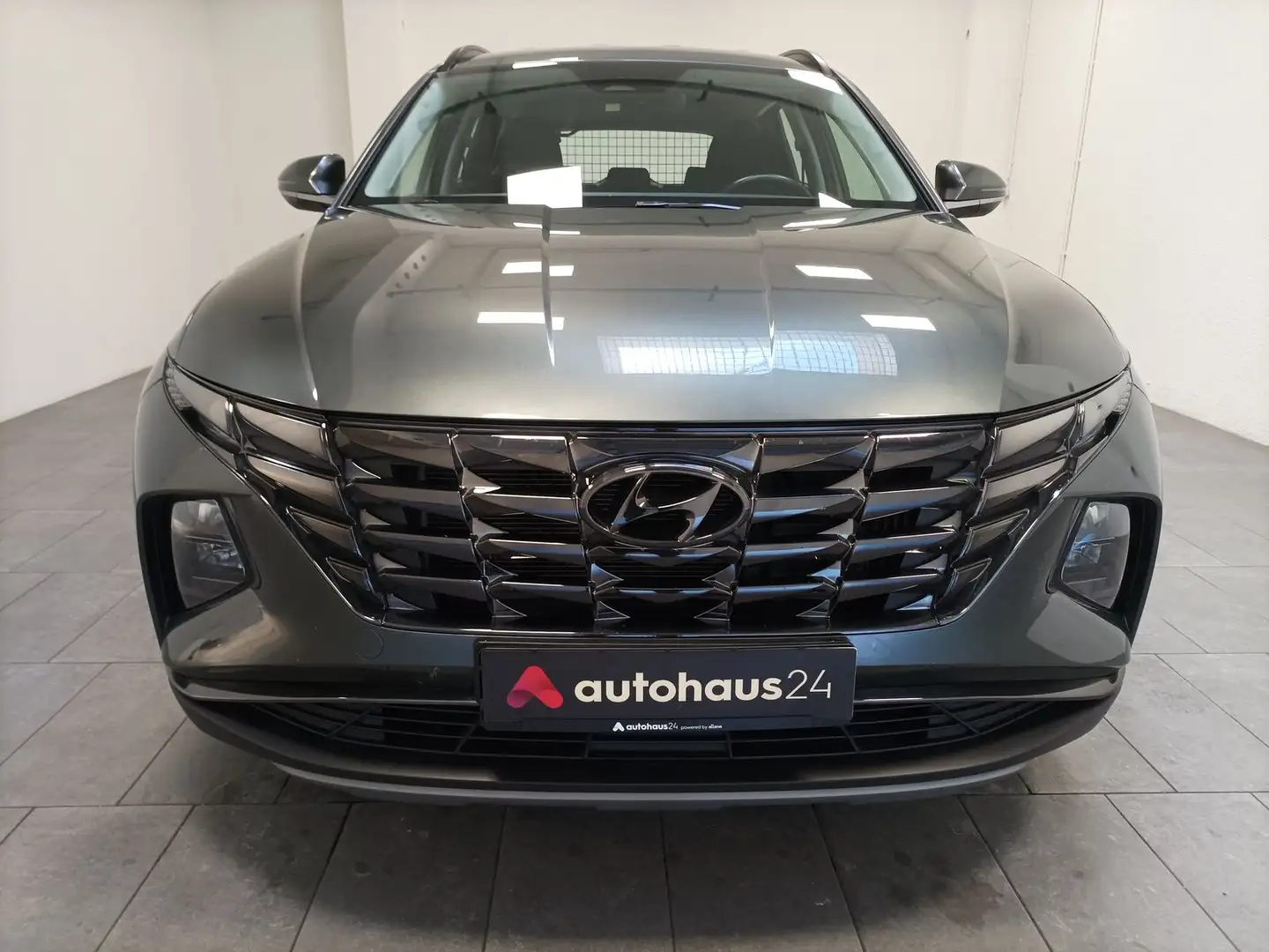 Hyundai TUCSON 1.6 T-GDI Basis 4WD|Navi|CAM|Dig Cockpit Grau - 2