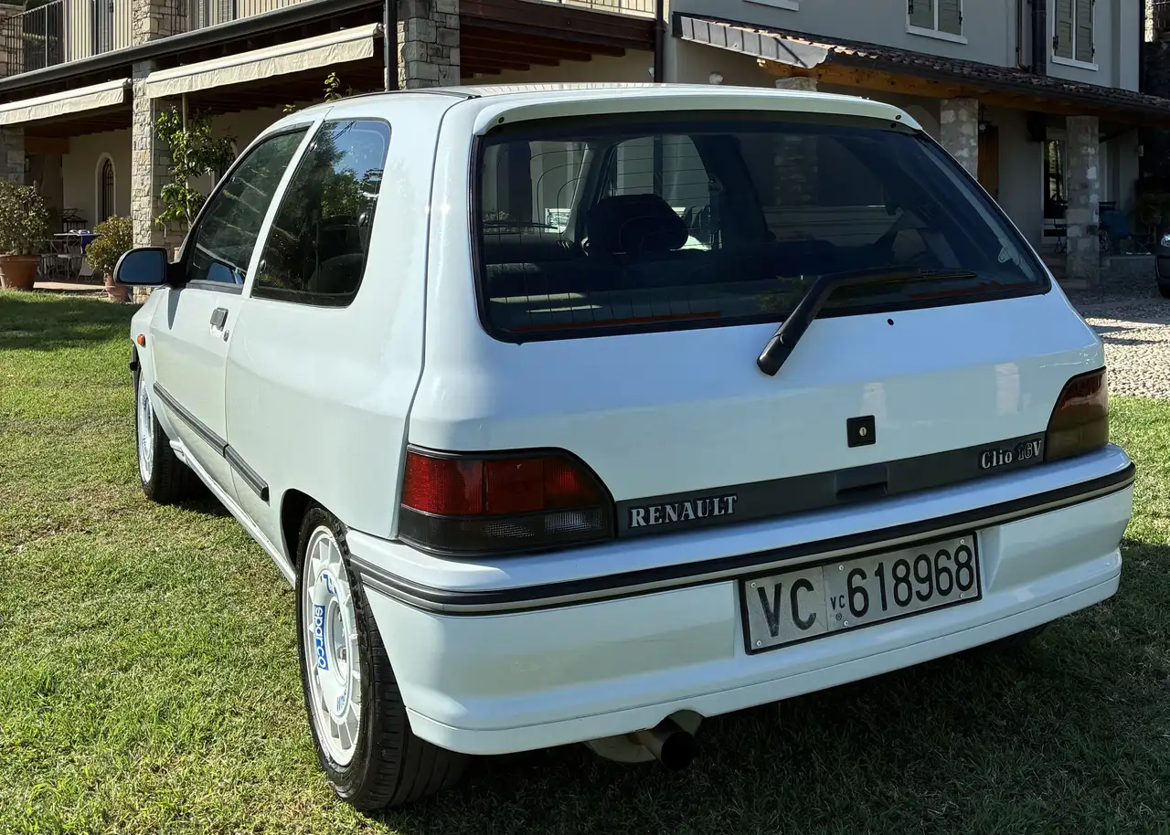 Renault Clio 1.8 16v, foto 4