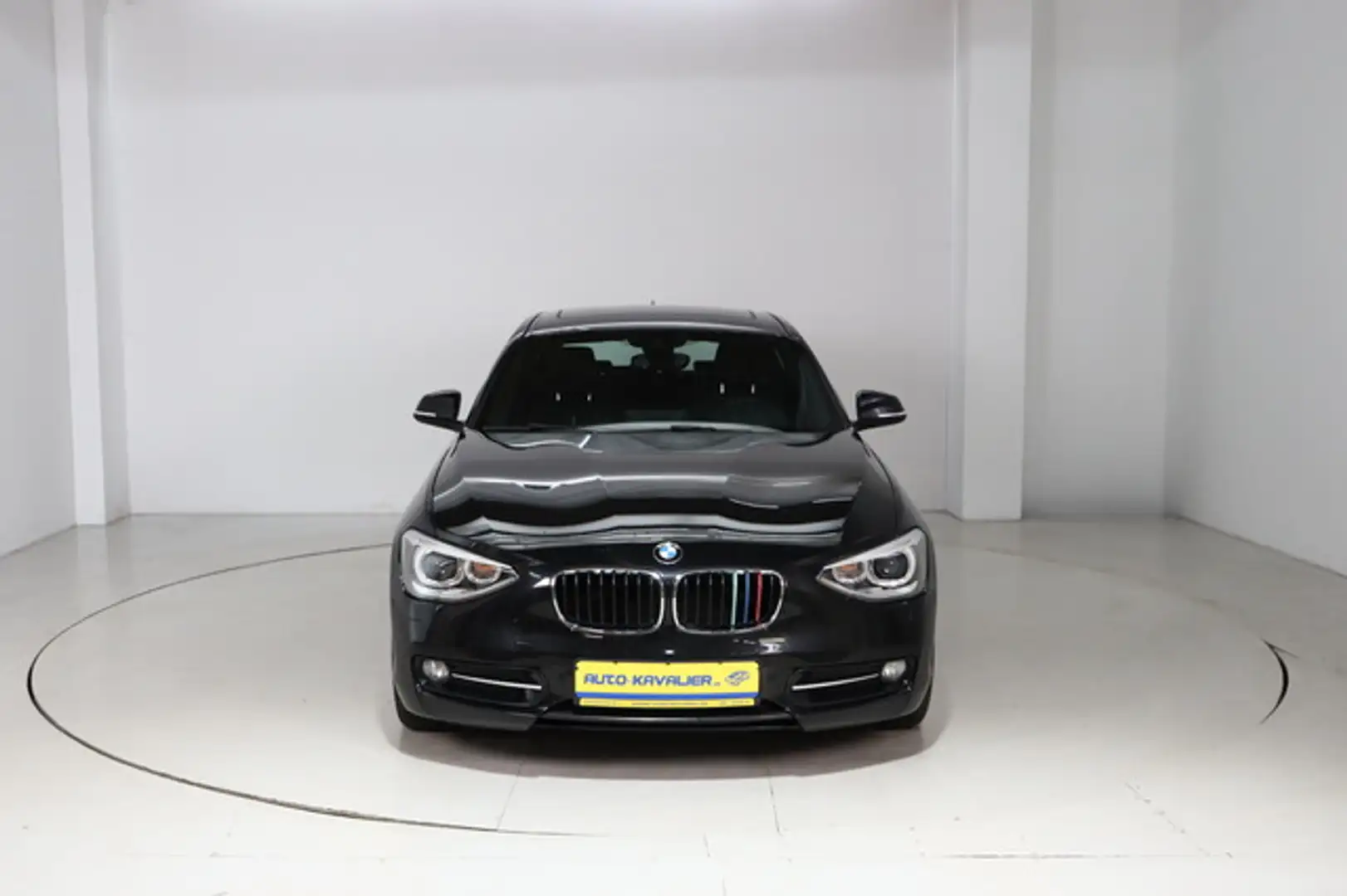 BMW 118 d Sport-line * Bi-Xenon * PDC * Tempomat Noir - 2