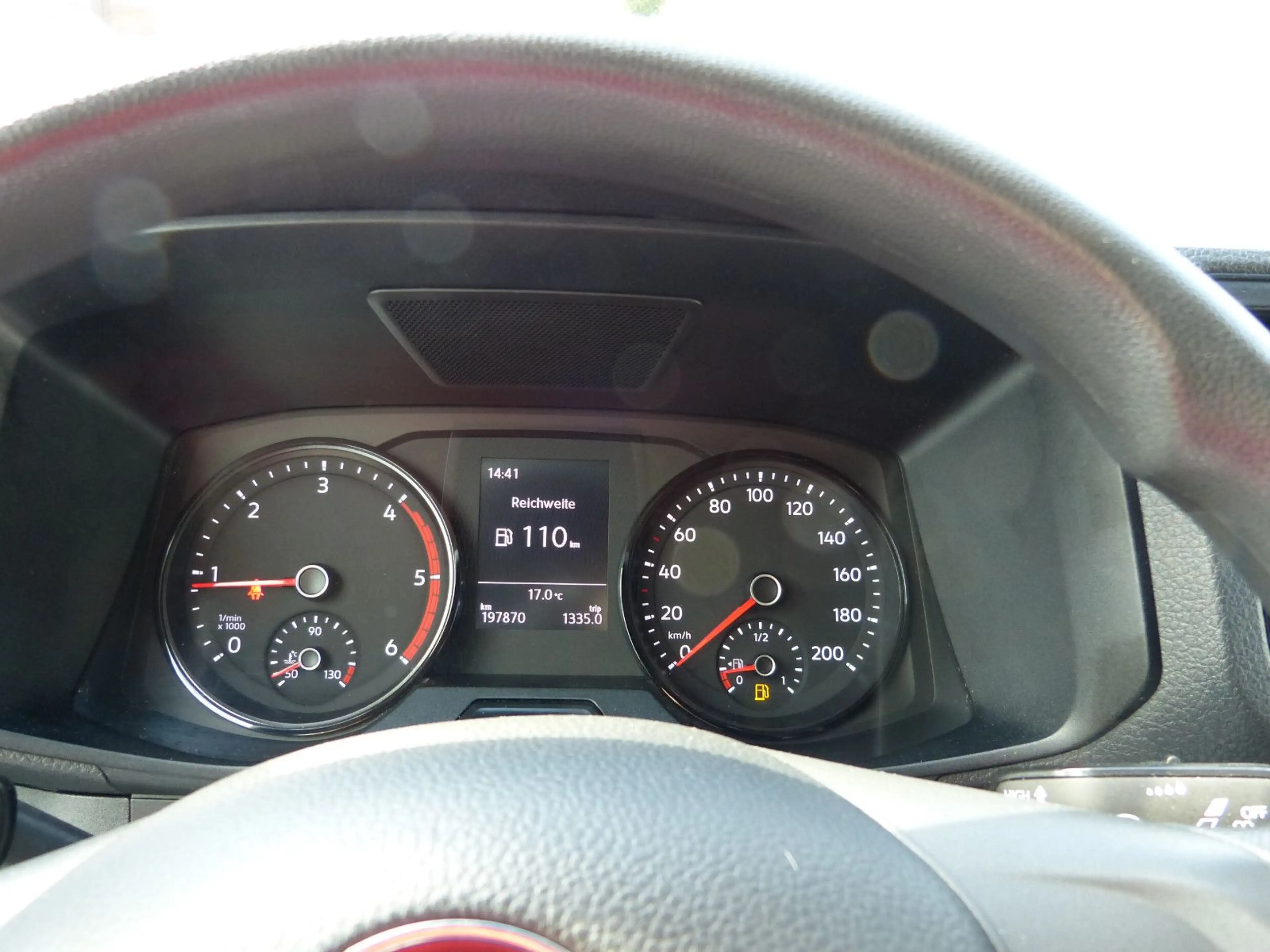 Volkswagen Crafter Kasten Kasten 30 mittellang Hochdach FWD — photo 4