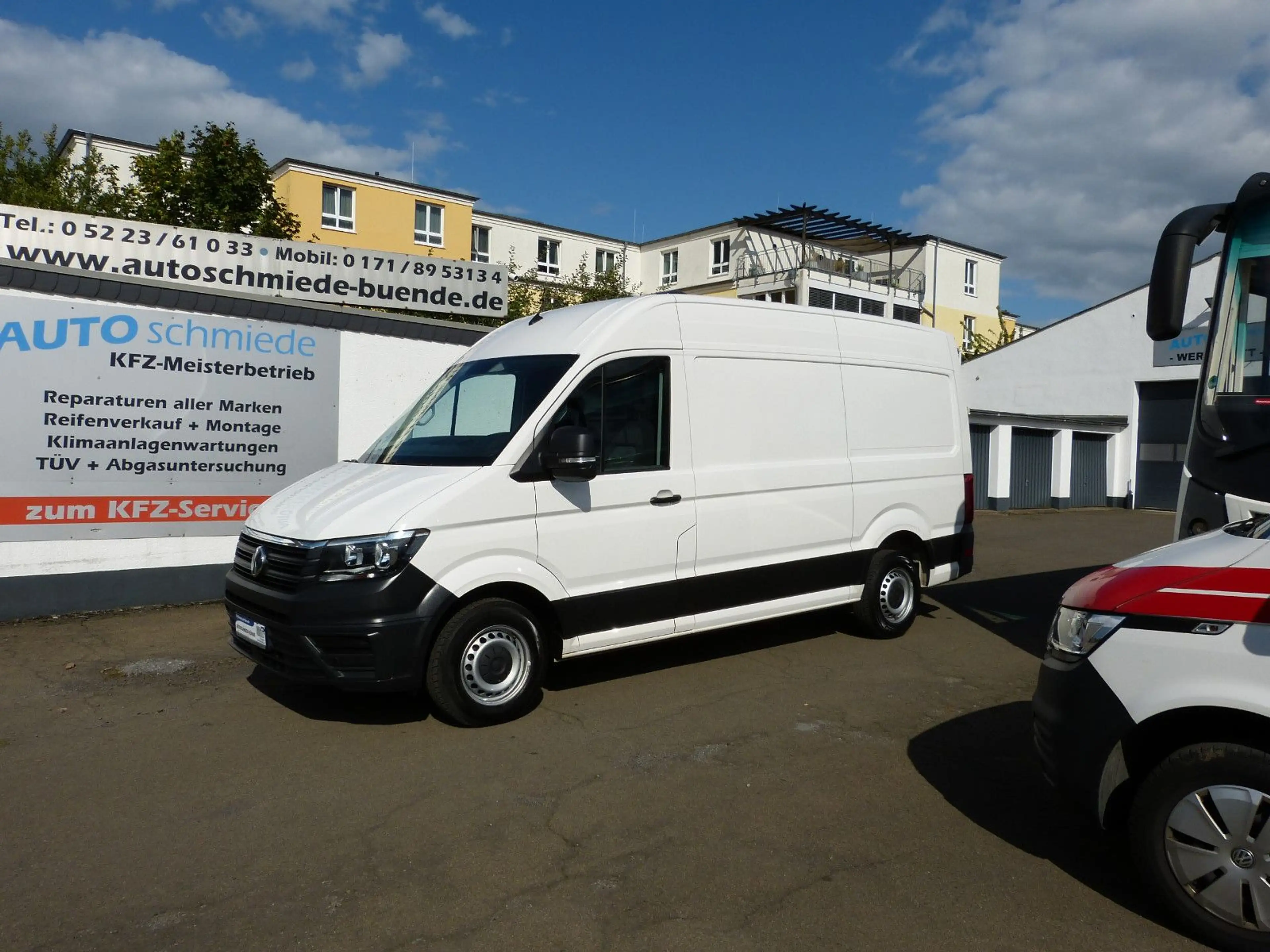 Volkswagen Crafter Kasten Kasten 30 mittellang Hochdach FWD — photo 10