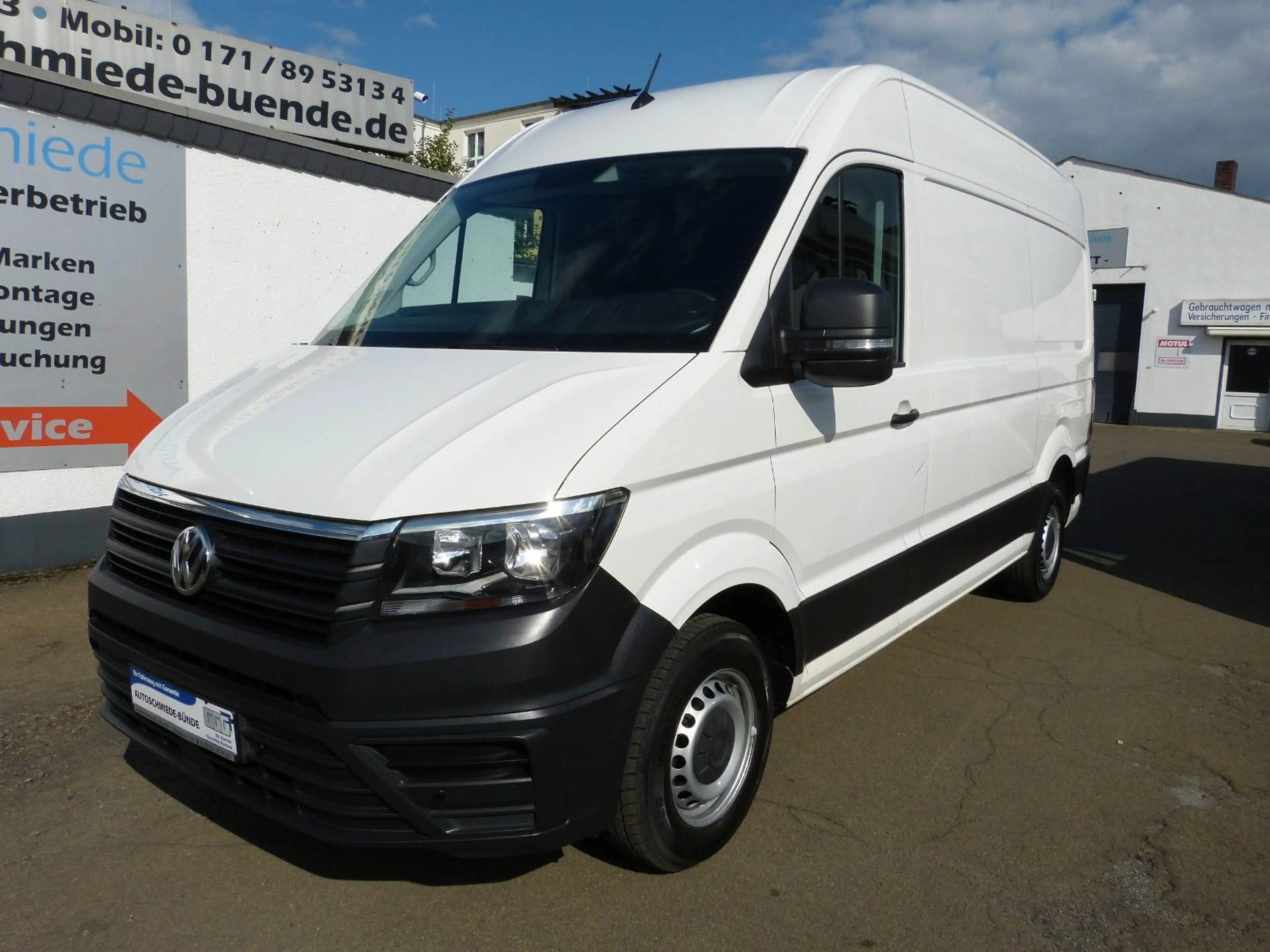 Volkswagen Crafter Kasten Kasten 30 mittellang Hochdach FWD — photo 12