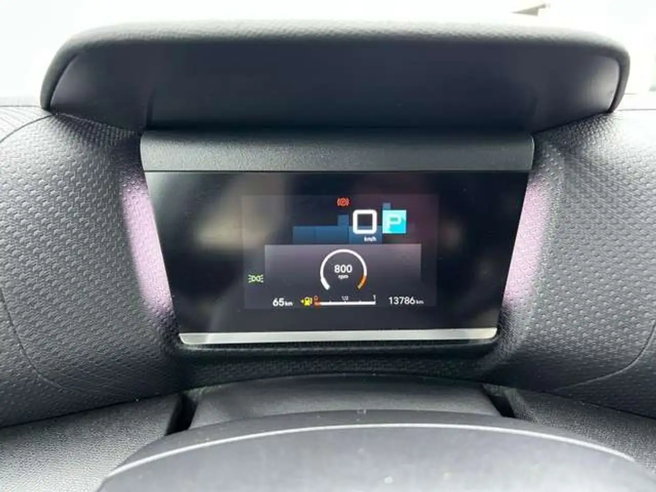Citroen C4 e-C4 X — photo 30