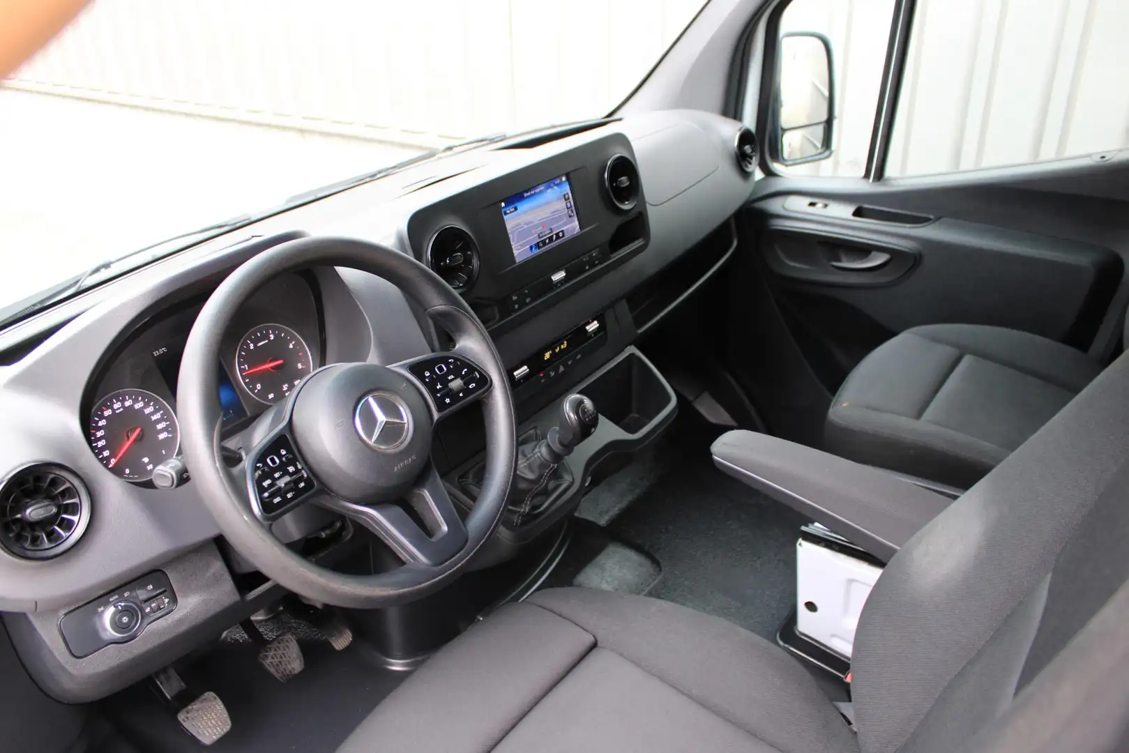 Mercedes-Benz Sprinter 311 2.2 CDI L3H2 Chauffeursstoel | Cruisecontrol | Blanc - 2