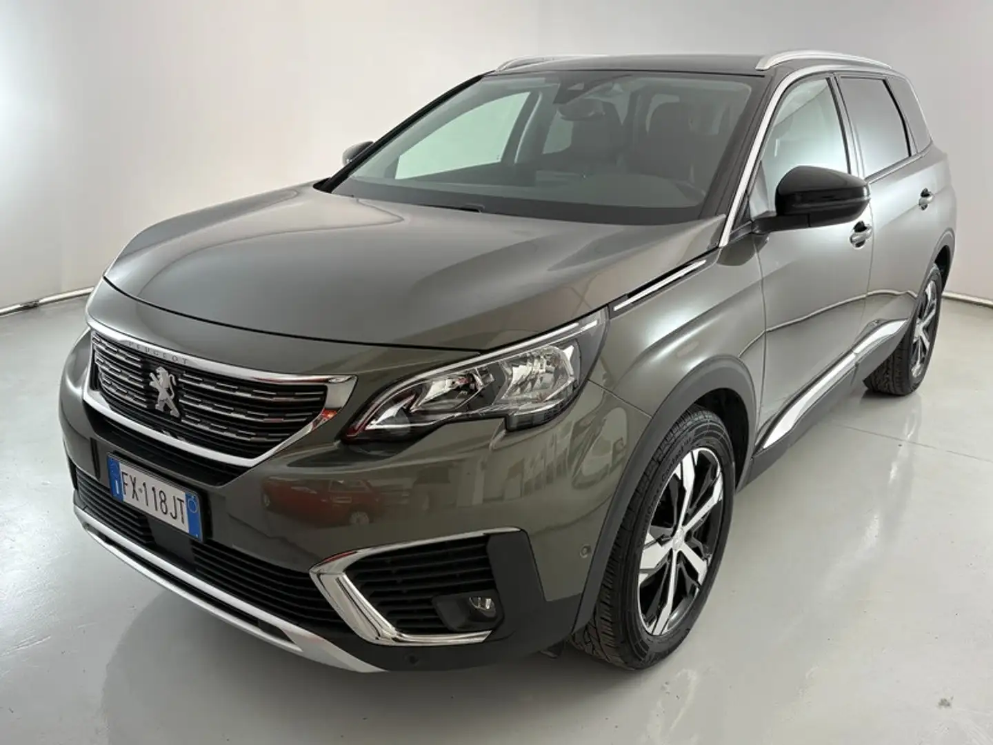 Peugeot 5008 1.5 BlueHDi Business Szürke - 1