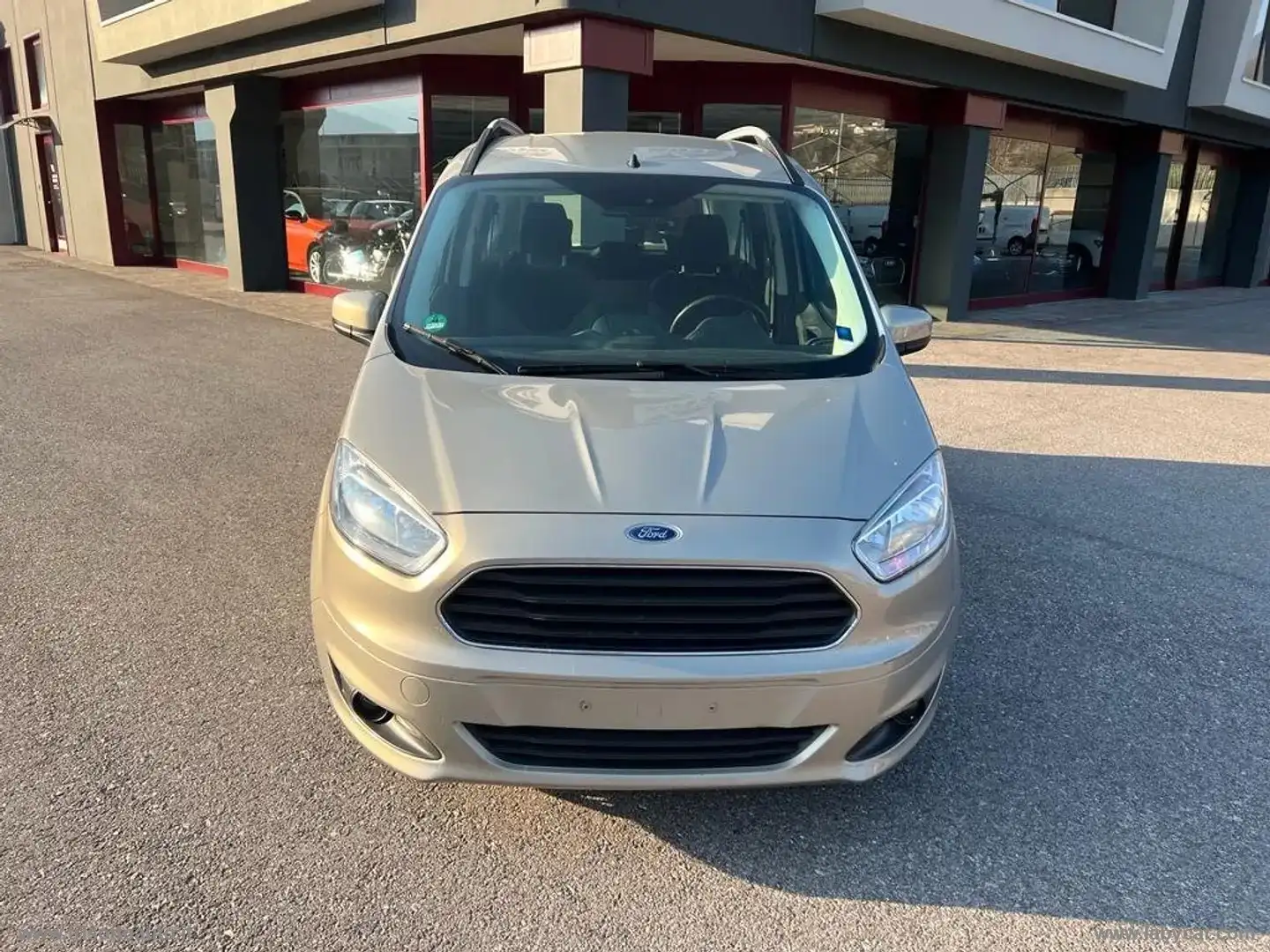 Ford Tourneo Courier 1.0 EcoBoost 100 CV Grigio - 1