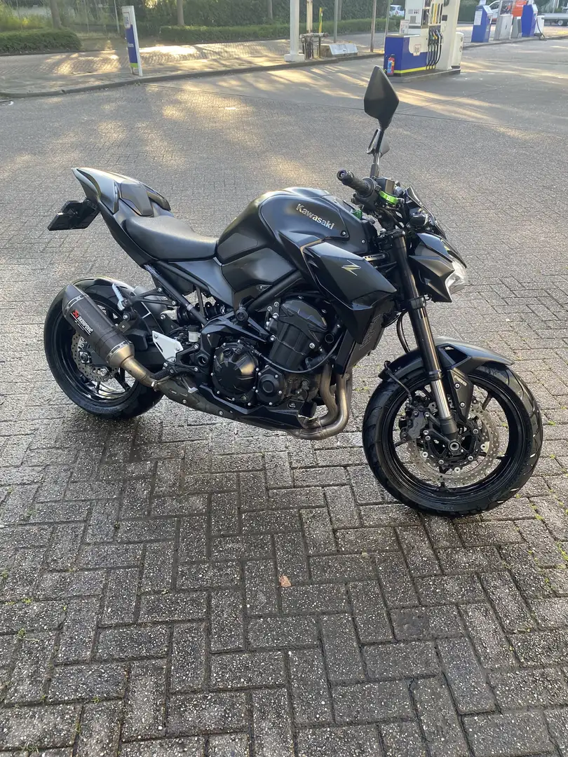 Kawasaki Z 900 Zwart - 1