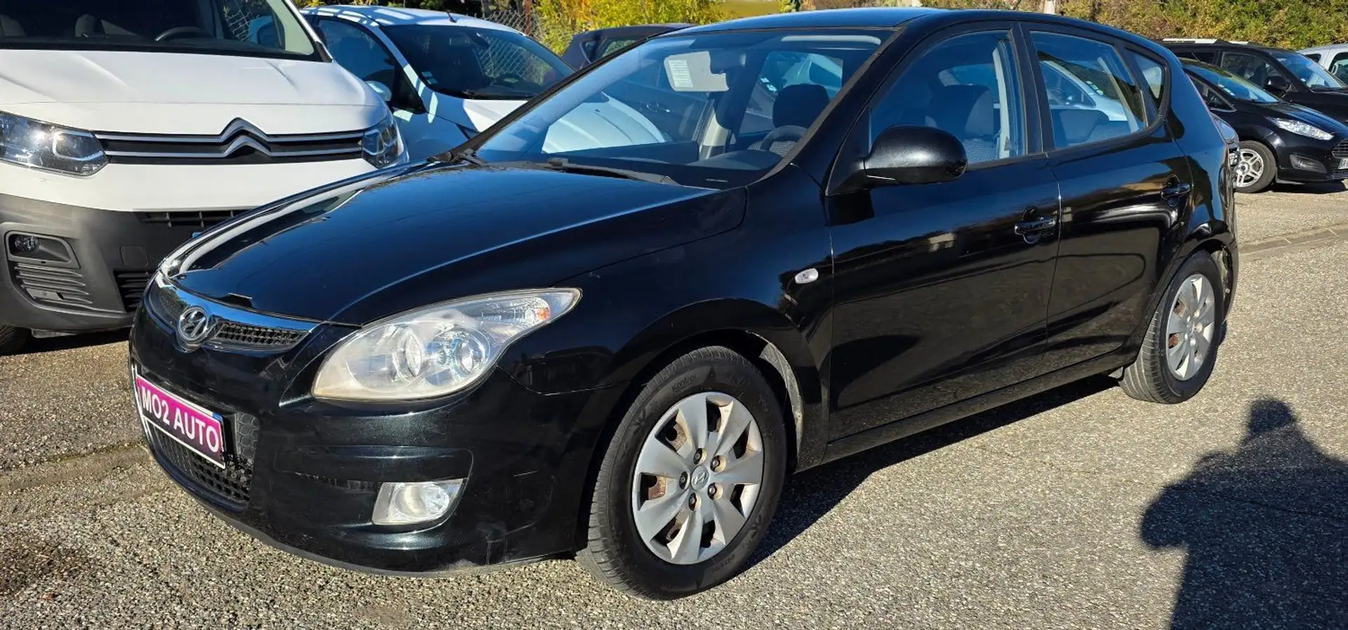 Hyundai i30 149.000KMS 1.6 CRDI 90ch 2010 climatisé Noir - 1