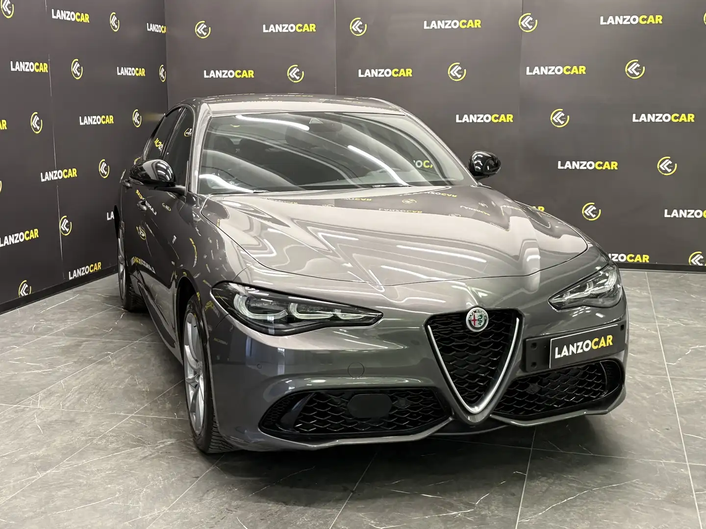 Alfa Romeo Giulia 2.0 280CV Q4*PELLE*MY24*GRIGIO VULCANO* Gri - 2