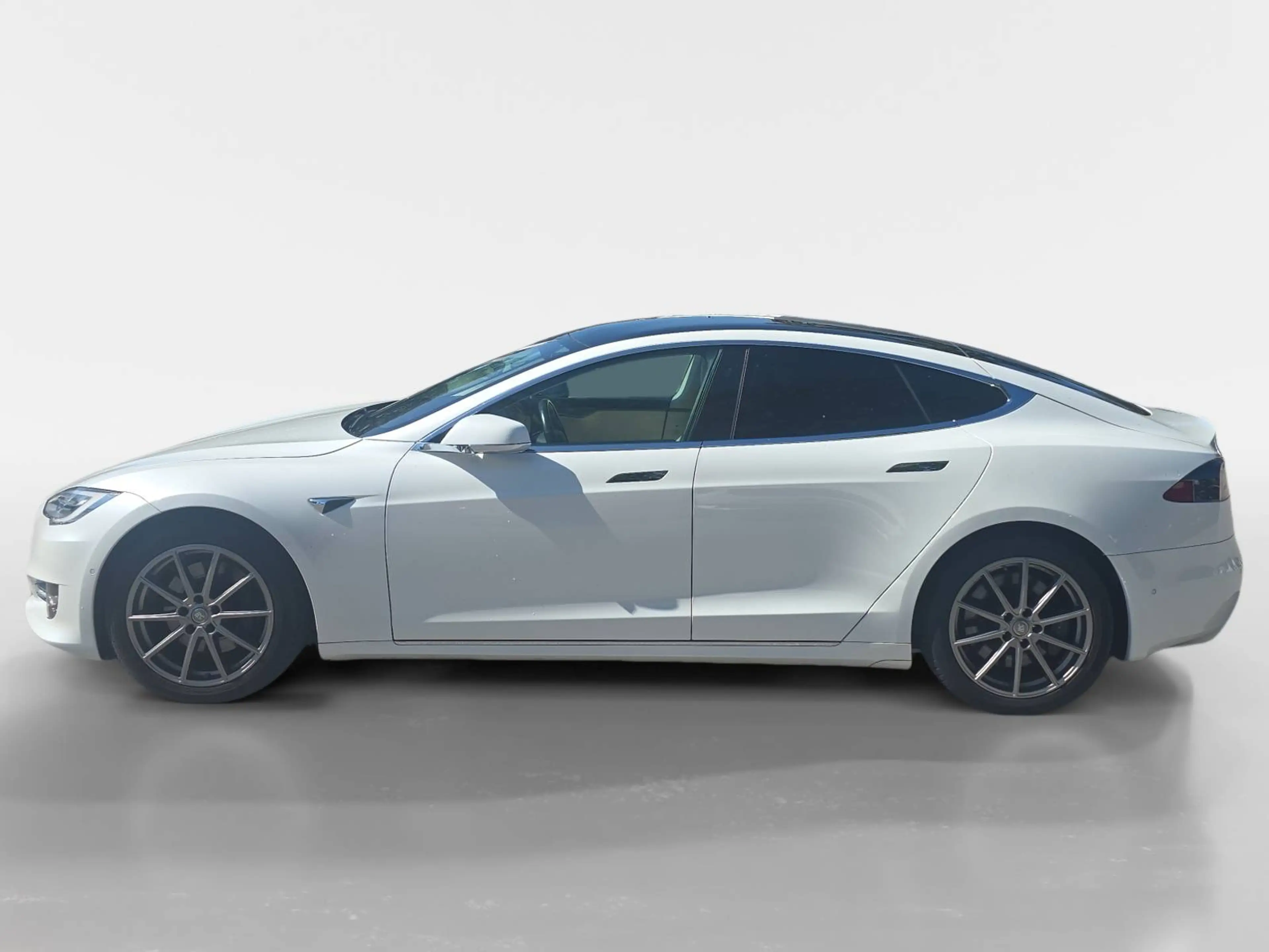 Tesla Model S Model S Maximale Reichweite 100kWh — photo 2