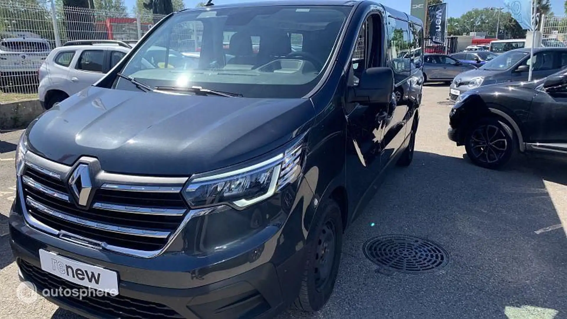 Renault Trafic L2 2.0 Blue dCi 150ch S\u0026S Zen 8 places - 1