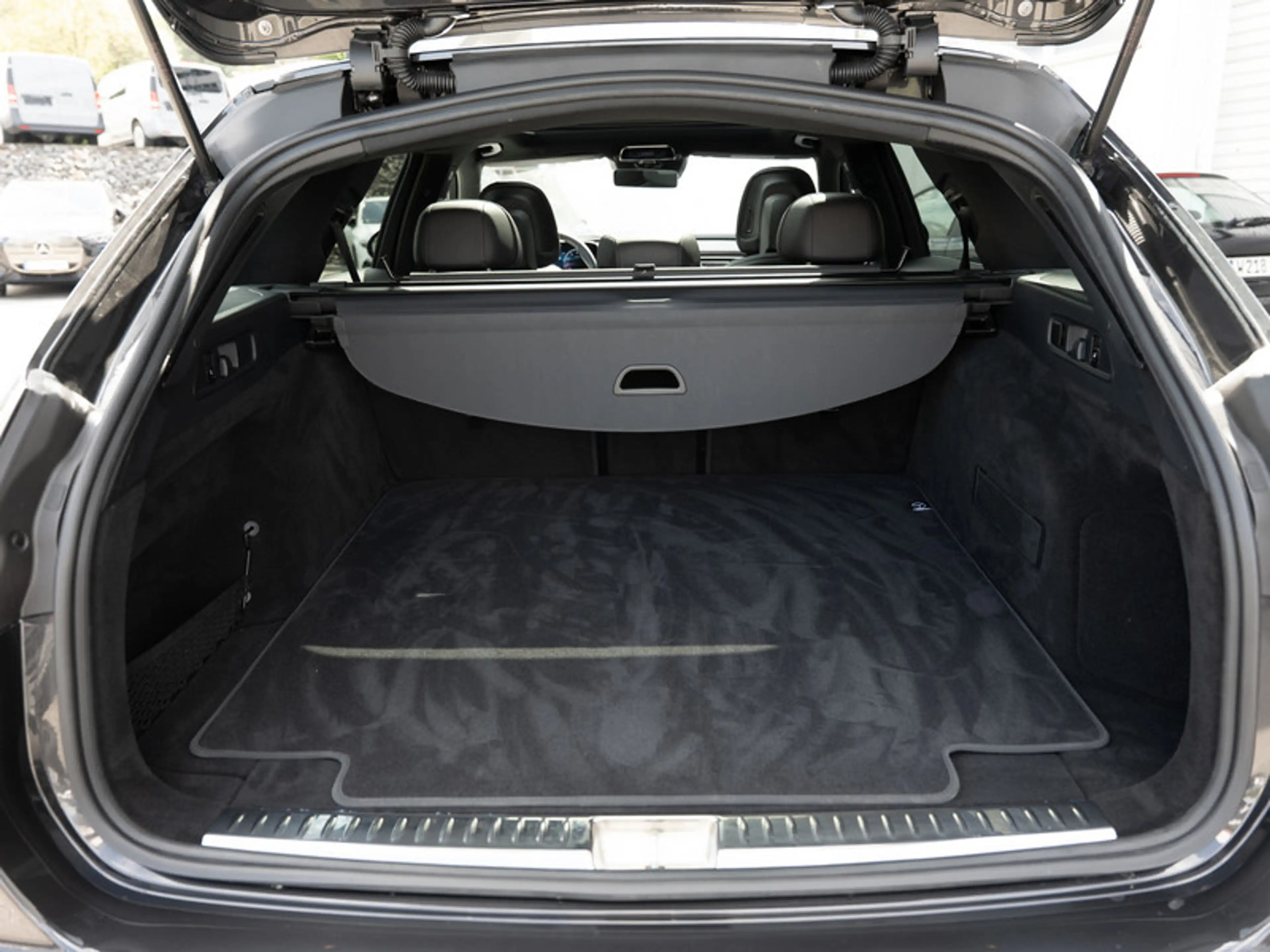 Mercedes-Benz E 450 4MATIC T-Modell AMG-Sport+Pano+Digital+AHK — photo 7
