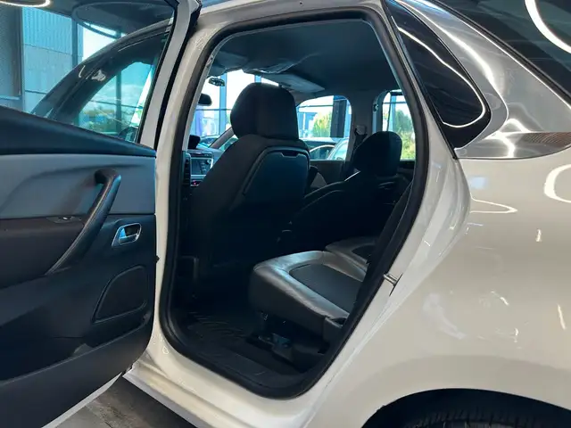 Citroen C4 Picasso view 19