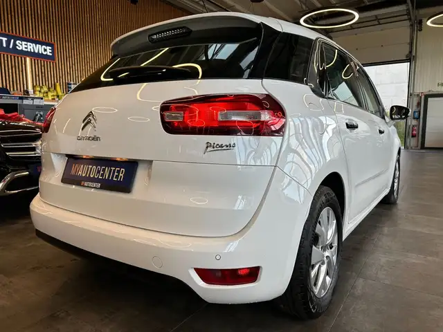 Citroen C4 Picasso view 2