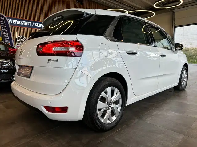 Citroen C4 Picasso view 29