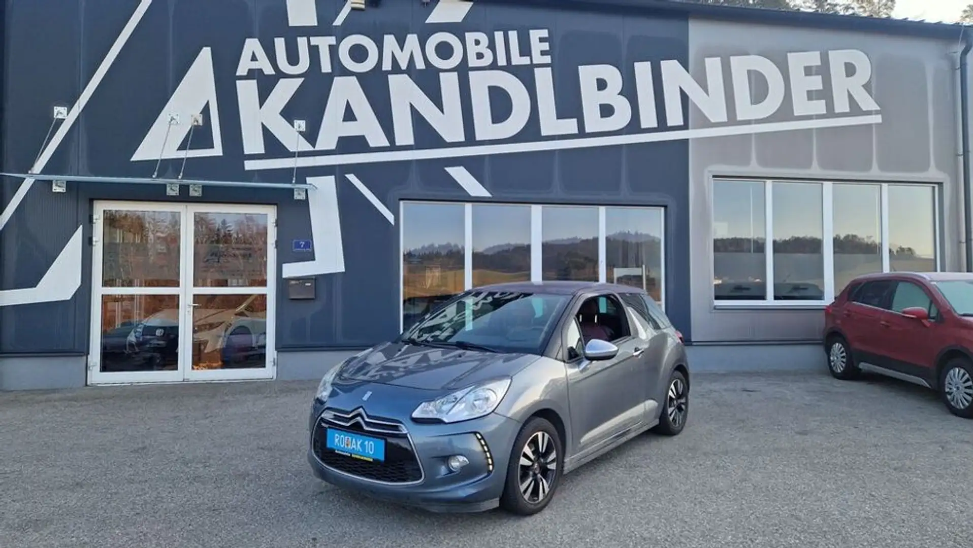 Citroen DS3 SoChic Grau - 1