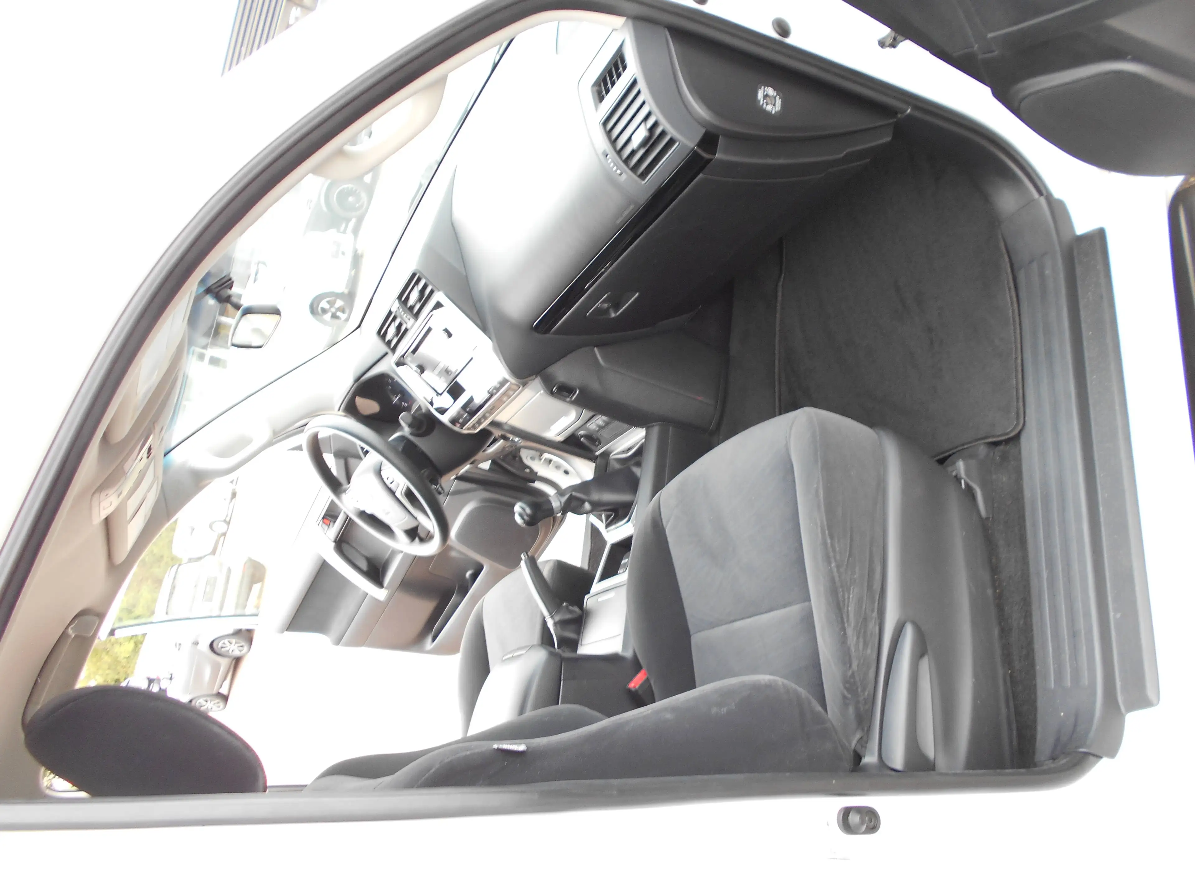 Toyota Land Cruiser Land Cruiser Diesel  3-Türer 2.8 D-4D Comfort — photo 5