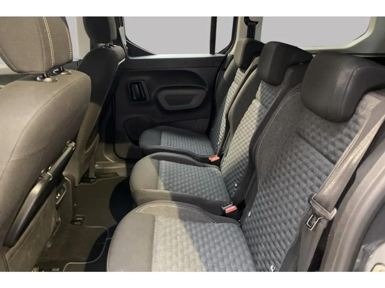 Peugeot Rifter GT LINE LONG 7 PLACES 18