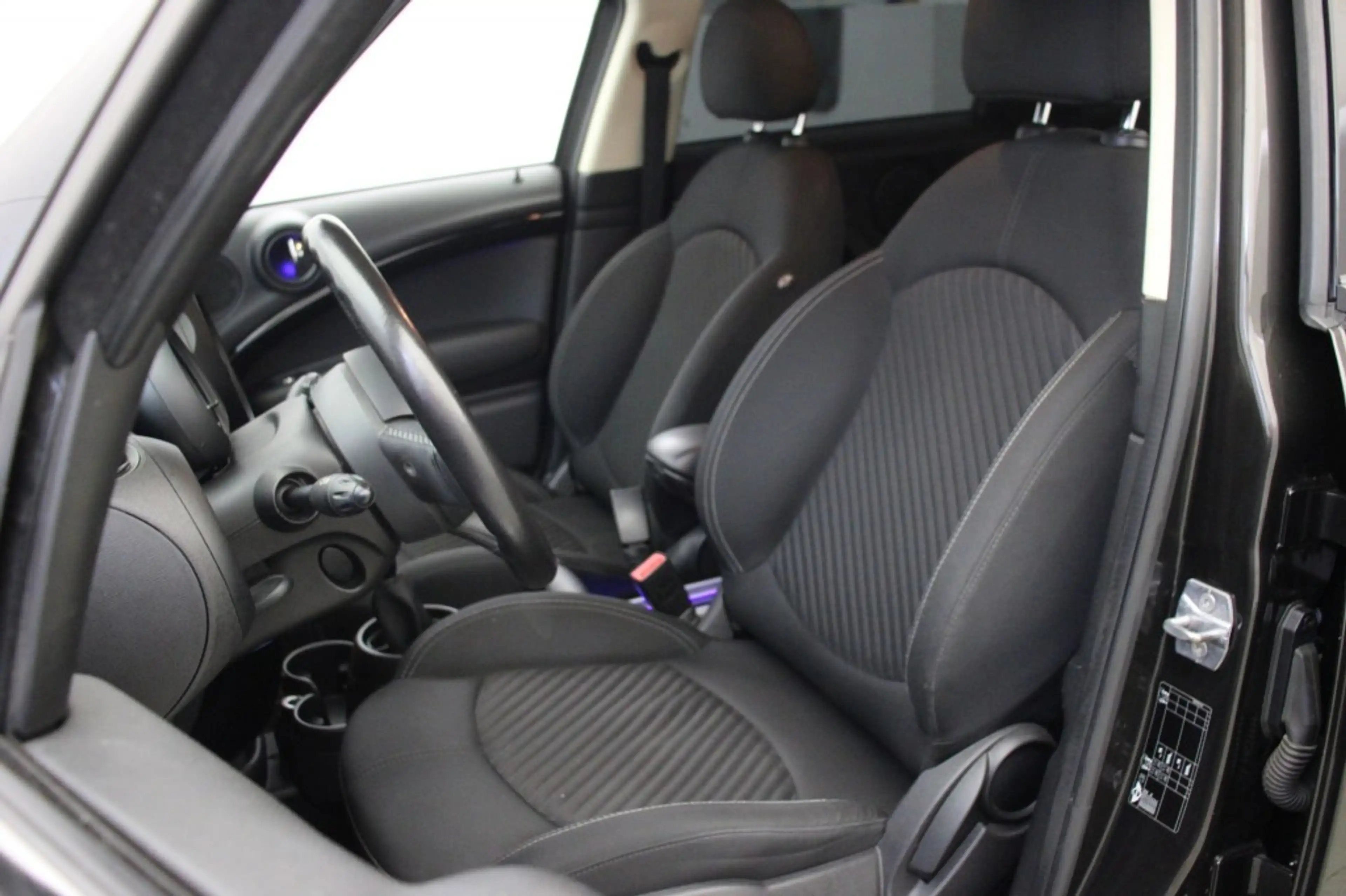 MINI Countryman D 1.6D Pepper - Navi, Cruise, Clima — photo 9