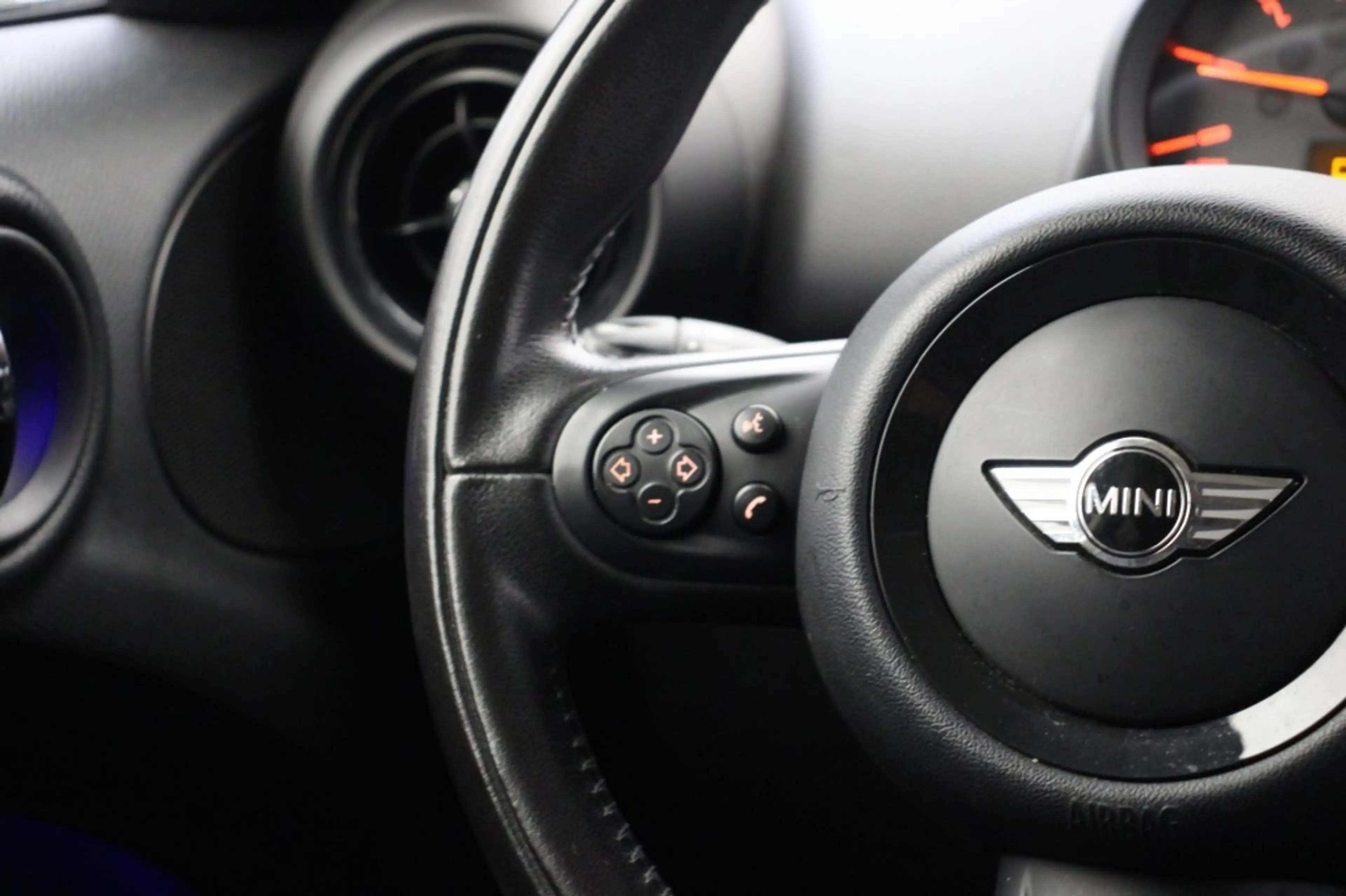 MINI Countryman D 1.6D Pepper - Navi, Cruise, Clima — photo 6