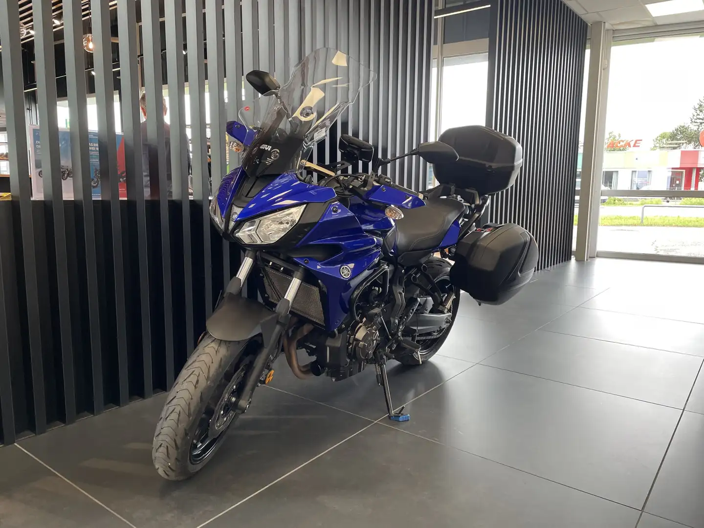 Yamaha Tracer 700 Blau - 1