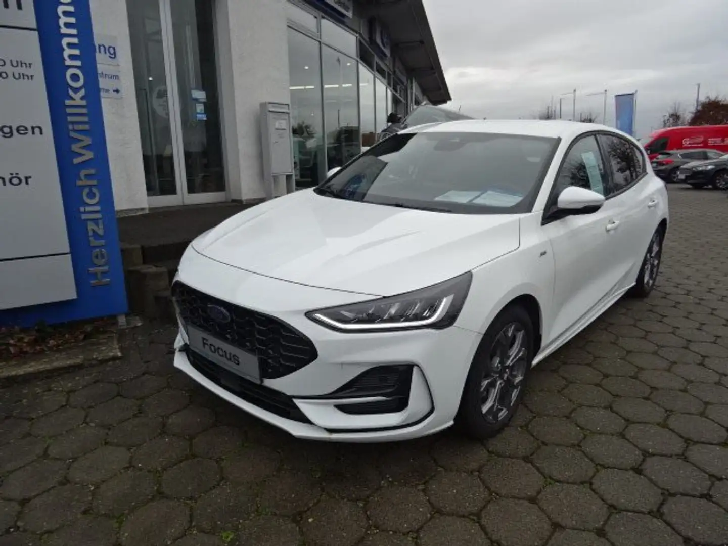 Ford Focus 1.0 Ecoboost ST-Line Automatik +ACC+TW Weiß - 1