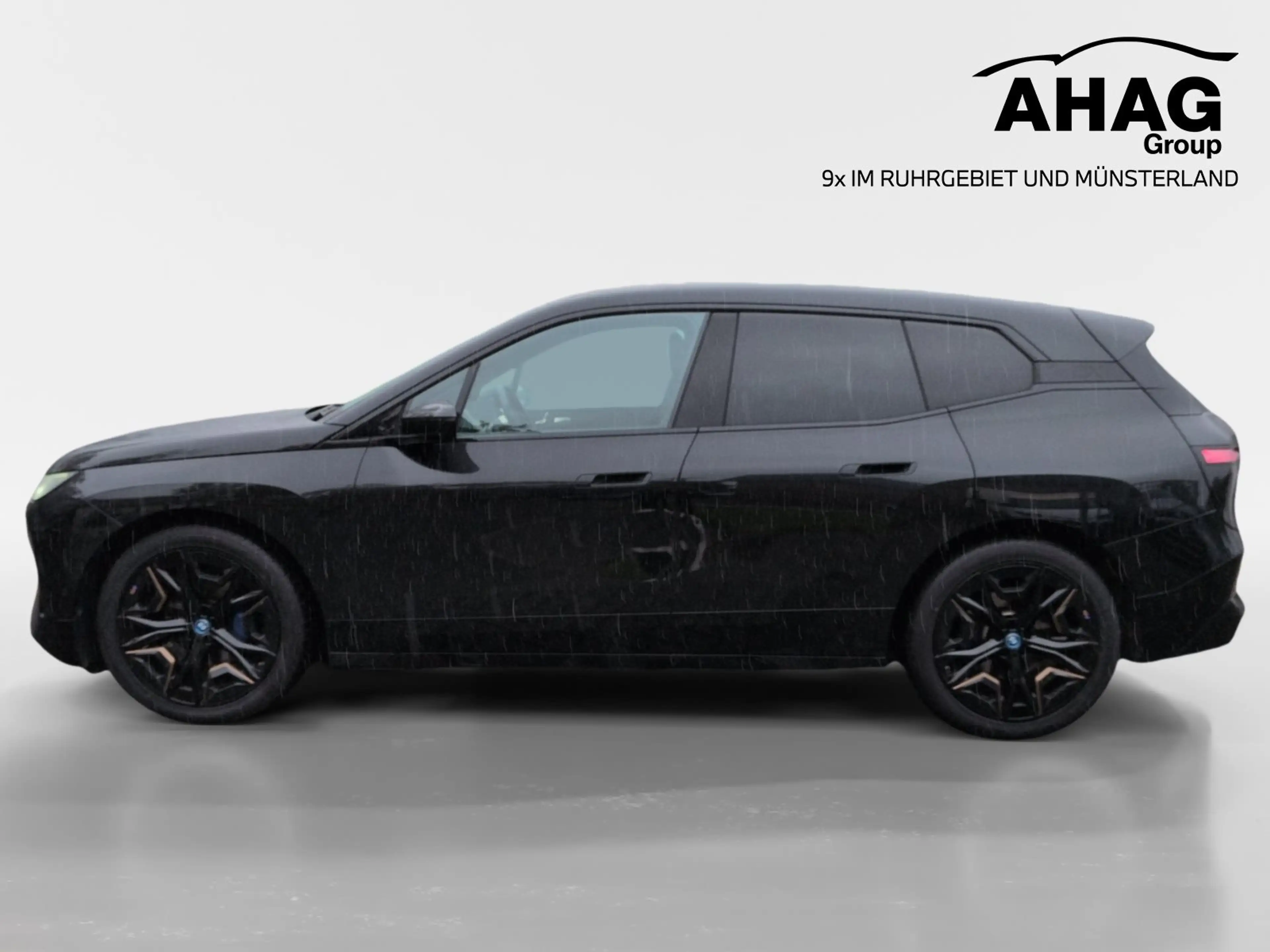 BMW iX xDrive40 — photo 6