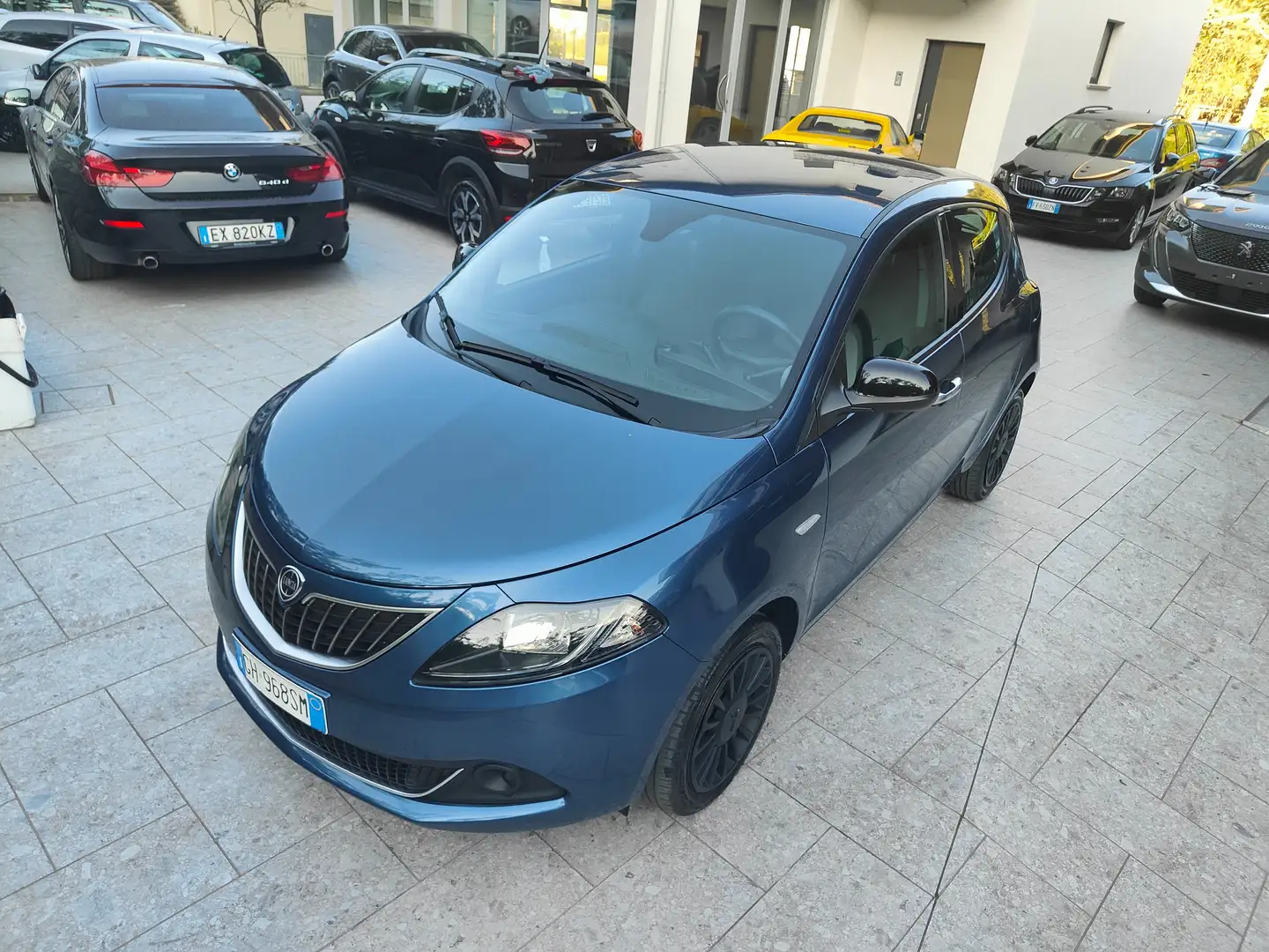 Lancia Ypsilon Ypsilon III 2021 1.0 firefly hybrid Silver Bleu - 1