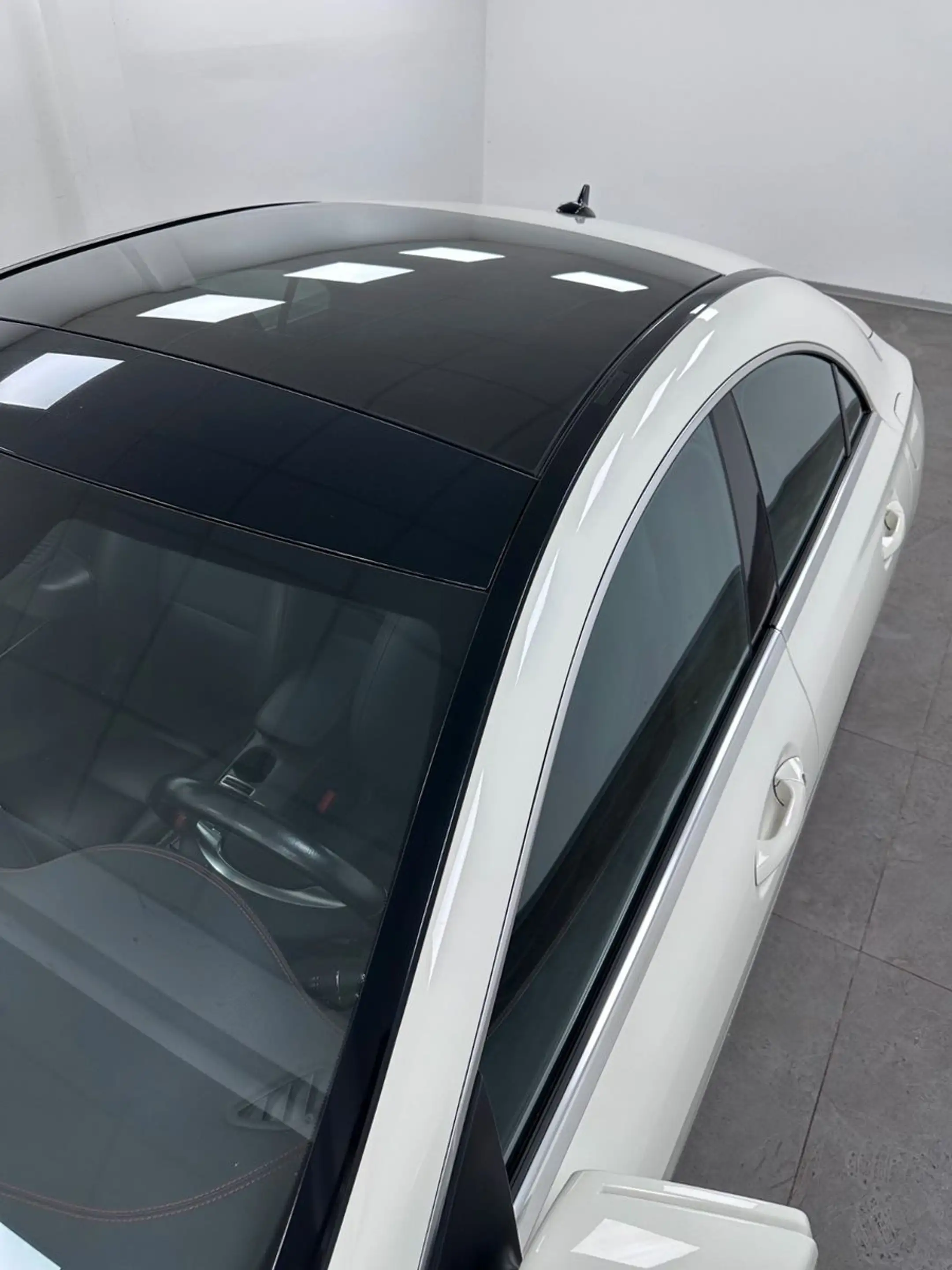 Mercedes-Benz CLA 250 AMG Line SHZ+NAVI+KAMERA+PANORAMA+EUR6 — photo 9