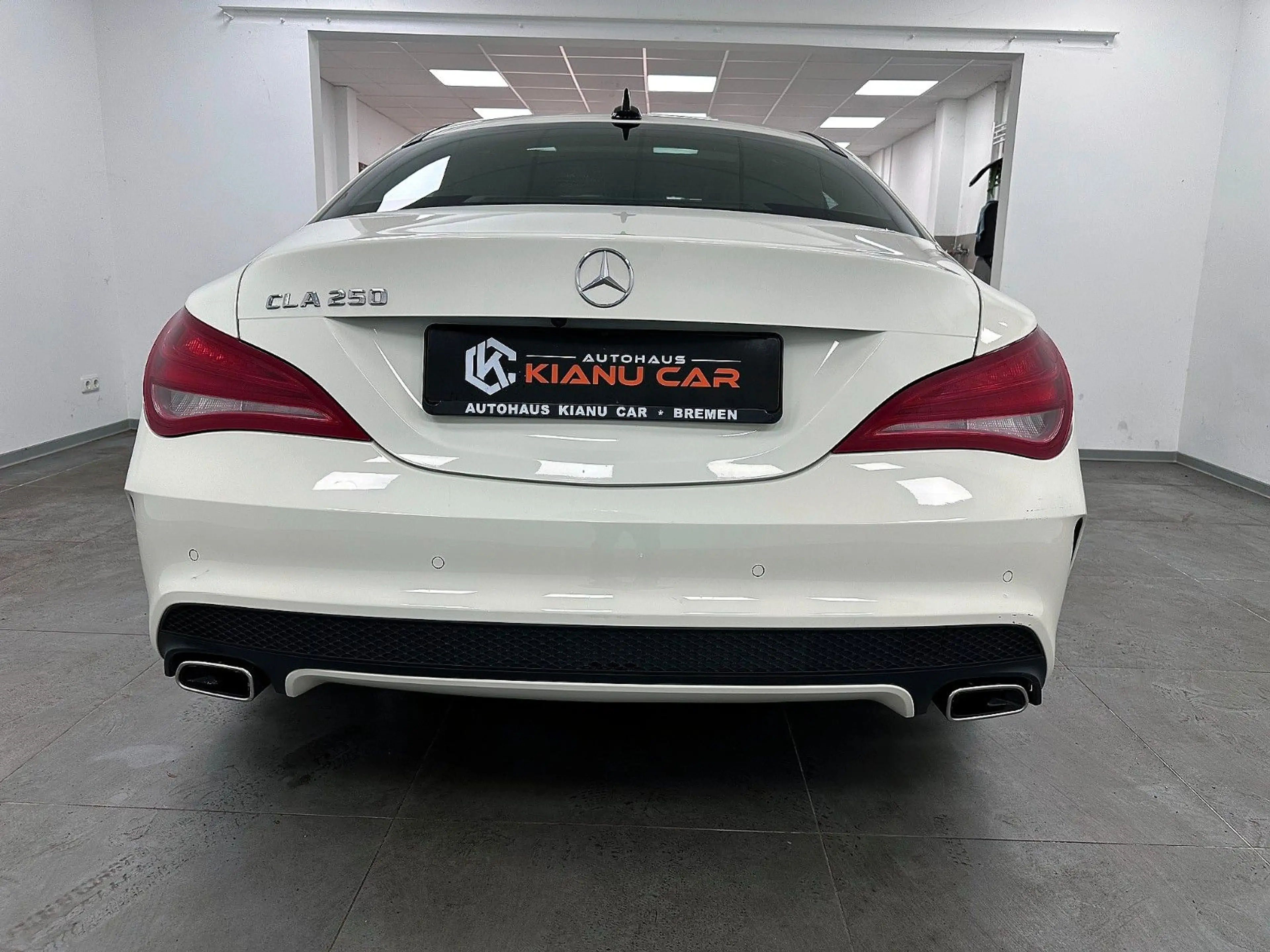 Mercedes-Benz CLA 250 AMG Line SHZ+NAVI+KAMERA+PANORAMA+EUR6 — photo 4