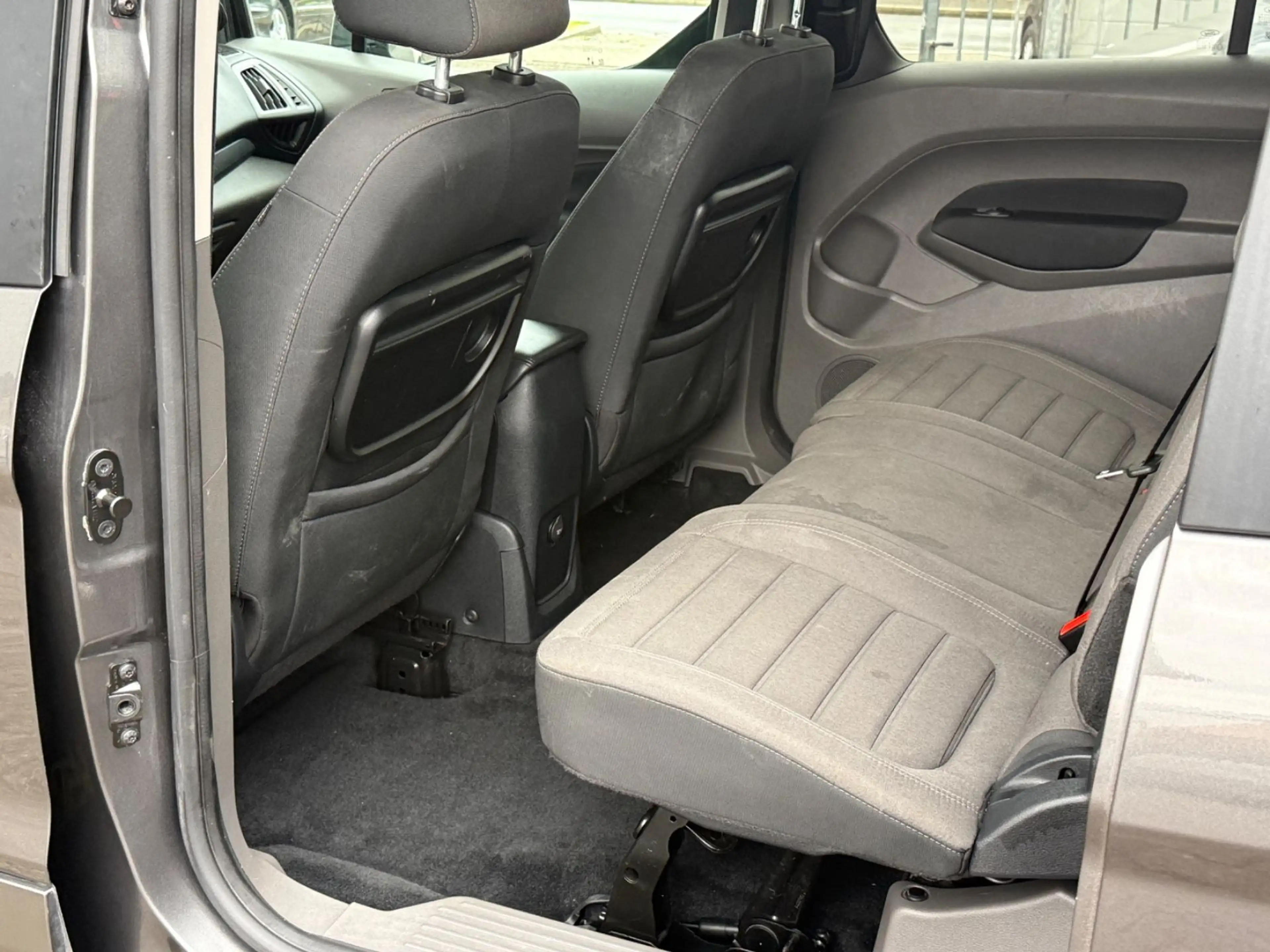Ford Grand Tourneo Connect 1.5 TDCI Aut.Titanium/Pan — photo 9