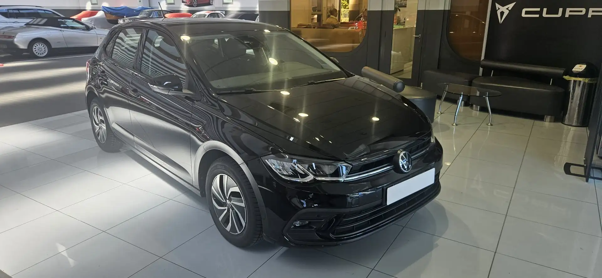 Volkswagen Polo 1.0 tsi Life 95cv (Neopatentati) Noir - 1
