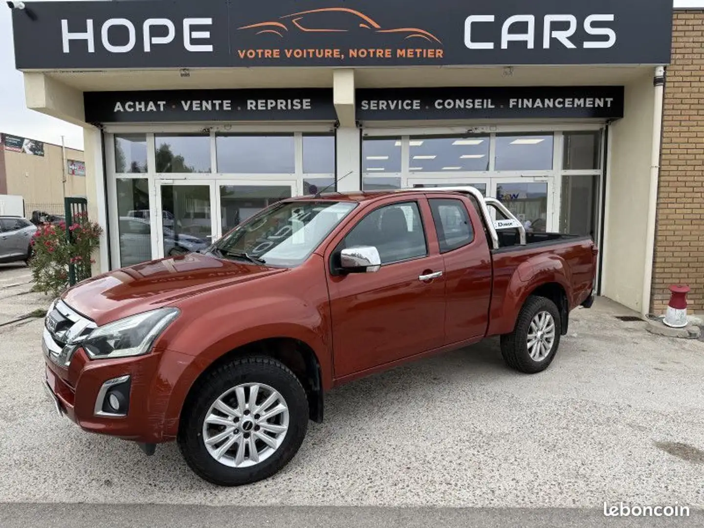Isuzu D-Max 1.9 DDI 164CH SPACE PLANET A-C 4X4 Rosso - 1