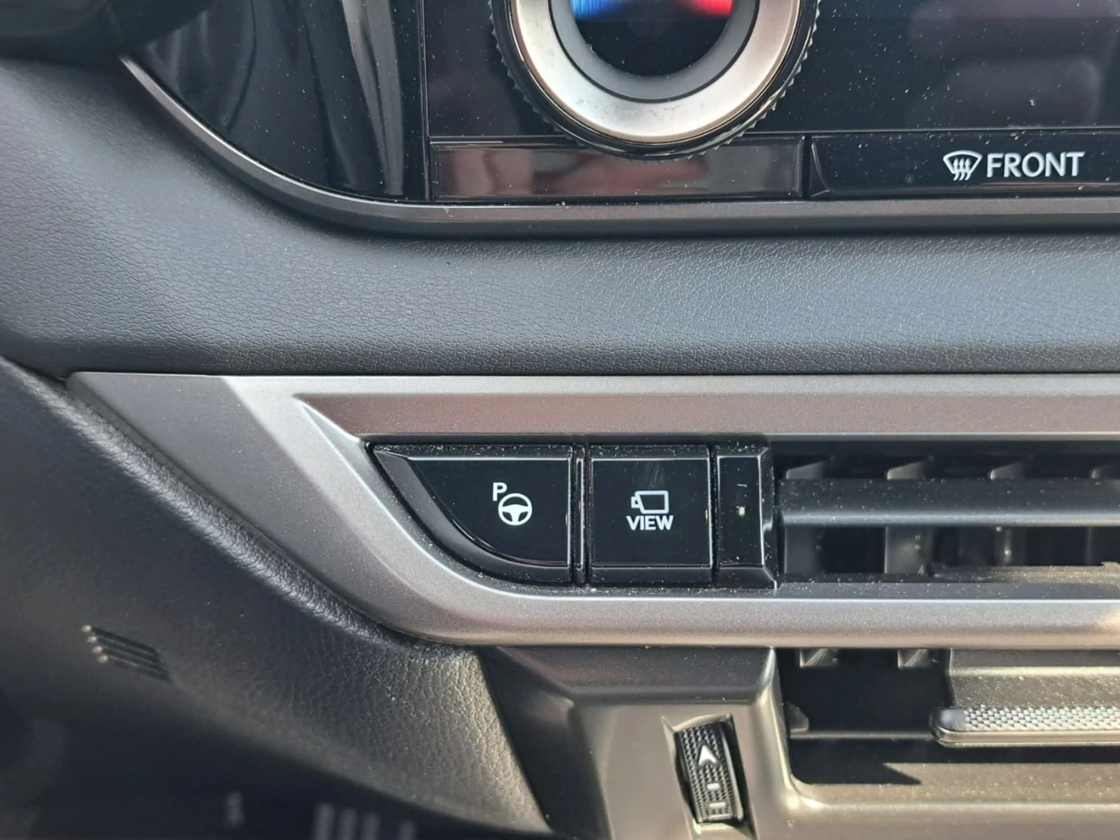 Lexus RX 500h F-Sport Performance *Mark Leivinson Panorama* — photo 23